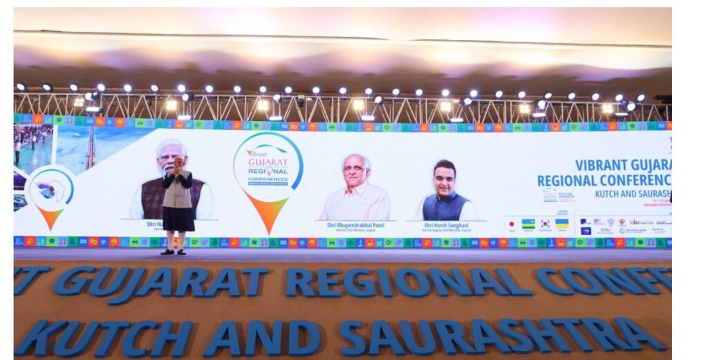 Ahmedabad Metro Phase 2 inauguration opens the final Sector 10A–Mahatma Mandir stretch, boosting connectivity between Ahmedabad and Gandhinagar while improving daily commute, traffic flow, and sustainable urban mobility
